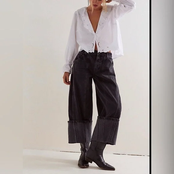 NWT Free People, We The Free Olsen Cuffed Crop Barrel Jeans, Multiple Sizes - Picture 7 of 11